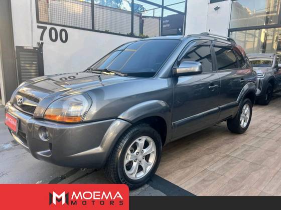 HYUNDAI TUCSON 2.0 MPFI GLS 16V 143CV 2WD FLEX 4P AUTOMÁTICO HYUNDAI TUCSON 2.0 MPFI GLS 16V 143CV 2WD FLEX 4P AUTOMÁTICO